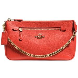 NWOT Coach Pebbled Leather Wristlet